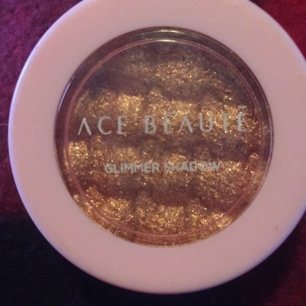 Ace beaute glimmer shadow